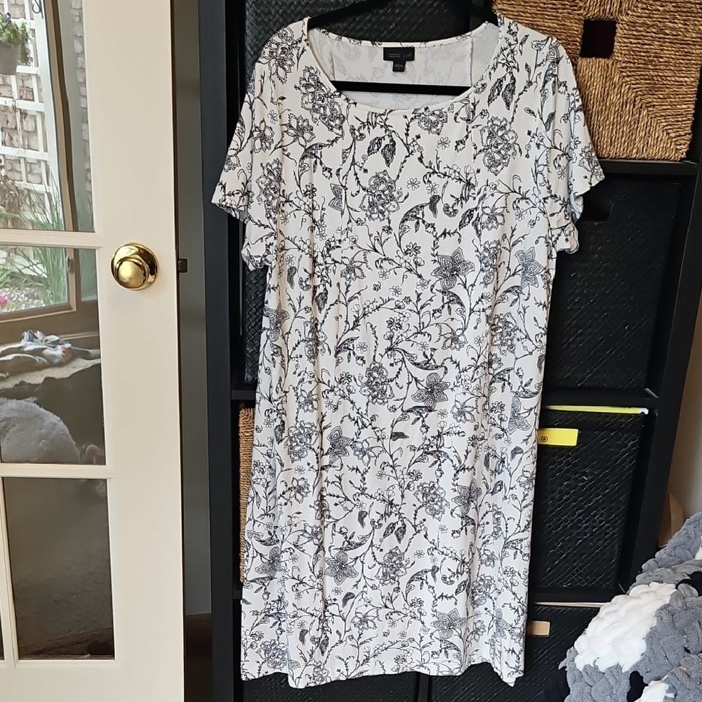 J. Jill Black and White Floral Top